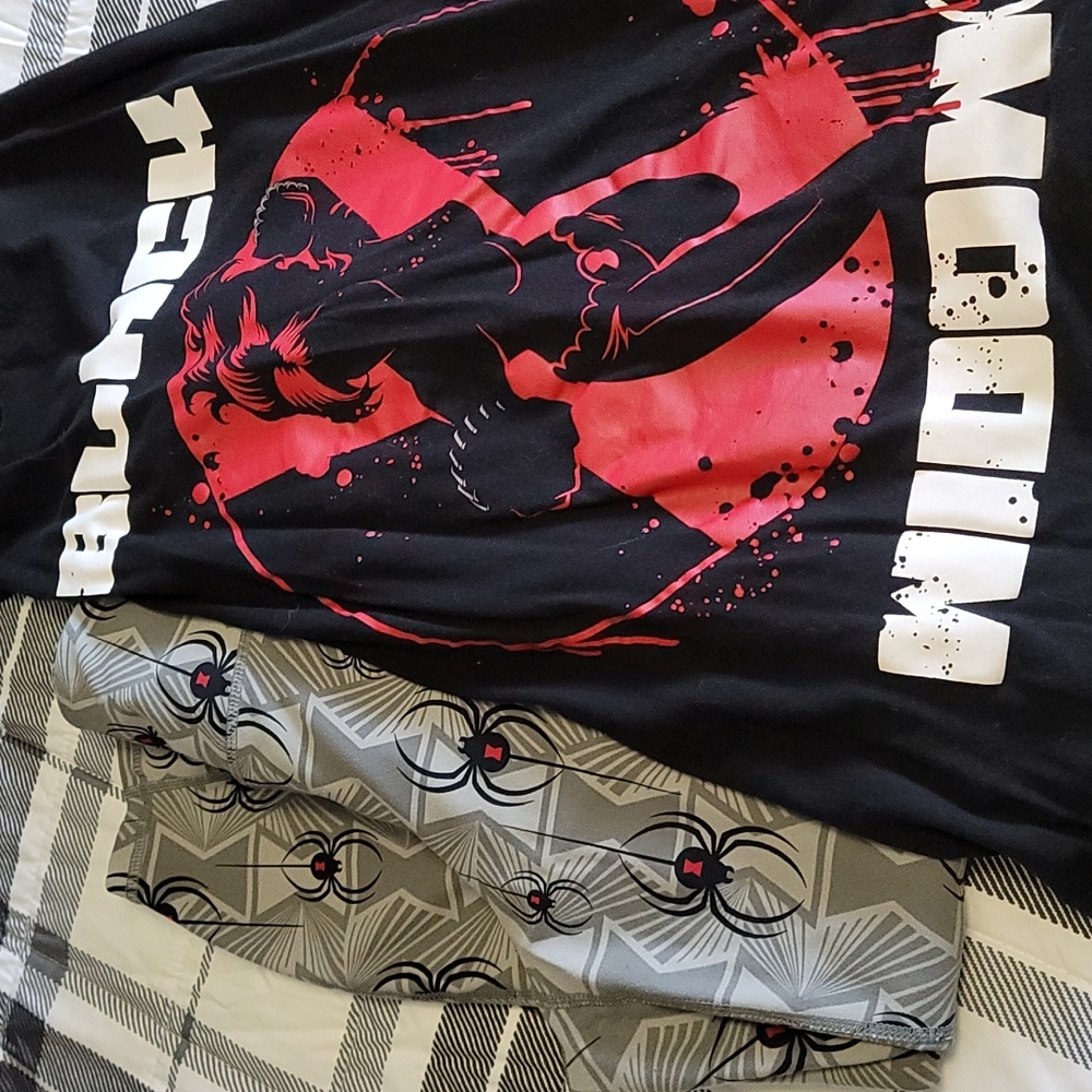 Torrid Active Leggings Size 1 Black Widow set